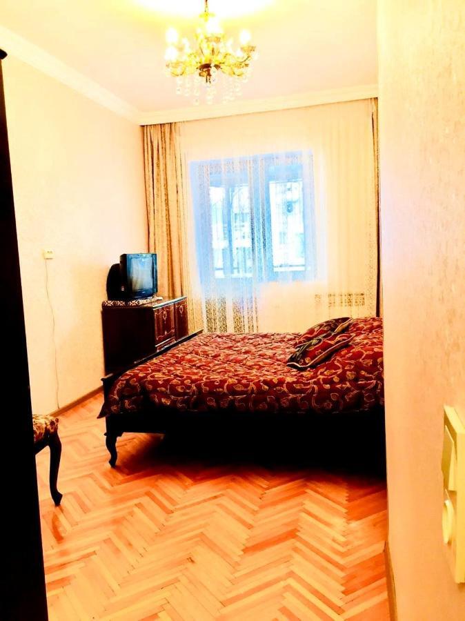 Апартаменты Рядом с морем 1 Кобулети Экстерьер фото